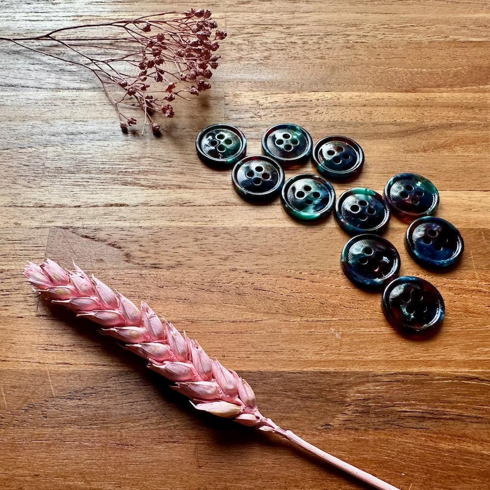 Midnight Garden button set (17mm Cardigan size)