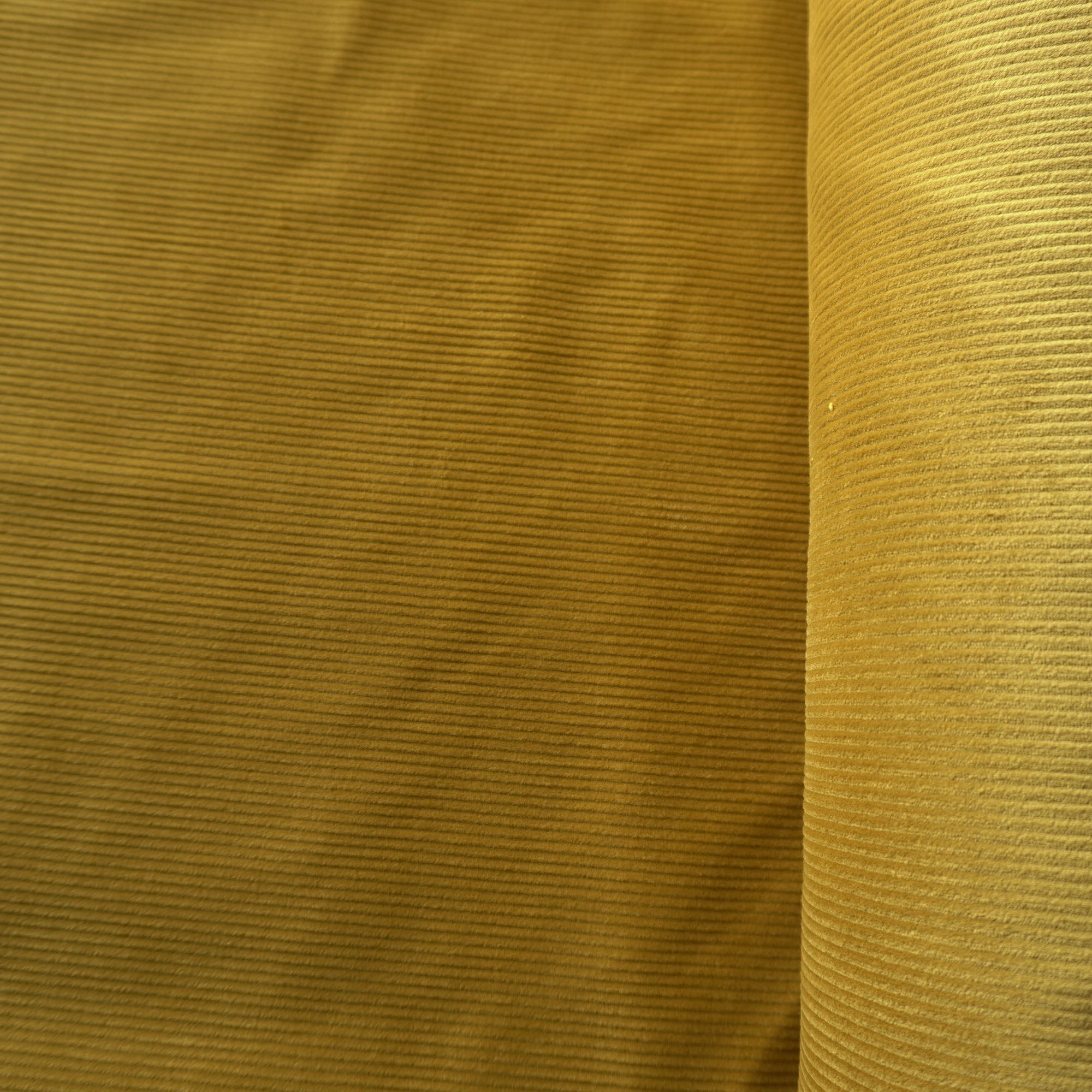 9w Horizontal Stretchy Corduroy - Ginger