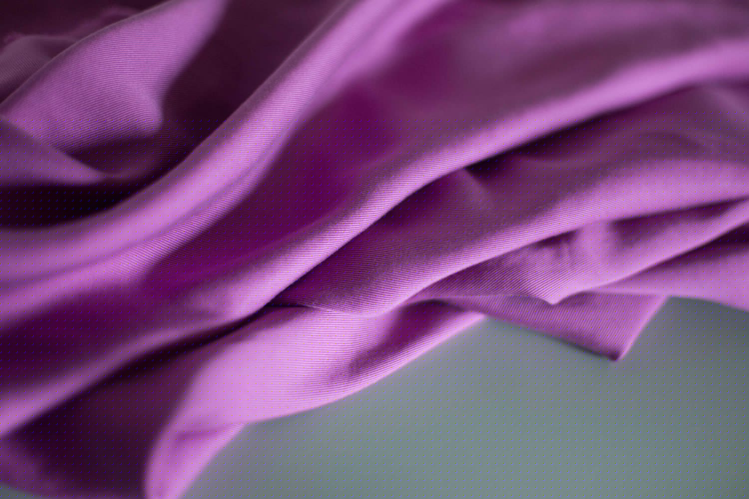 1064-21s Sanded Lenzing Tencel  twill #75 pink purple