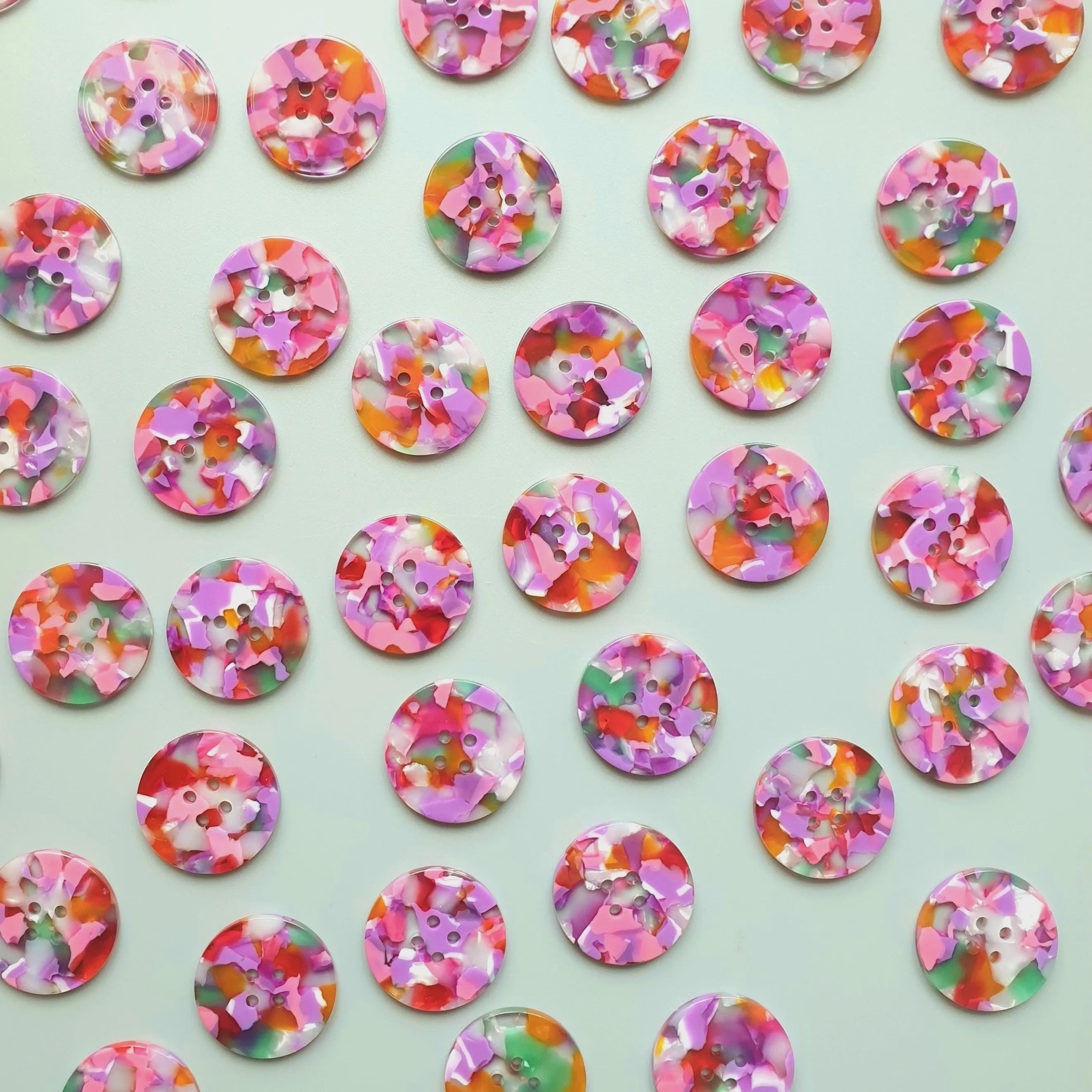Bloom button set