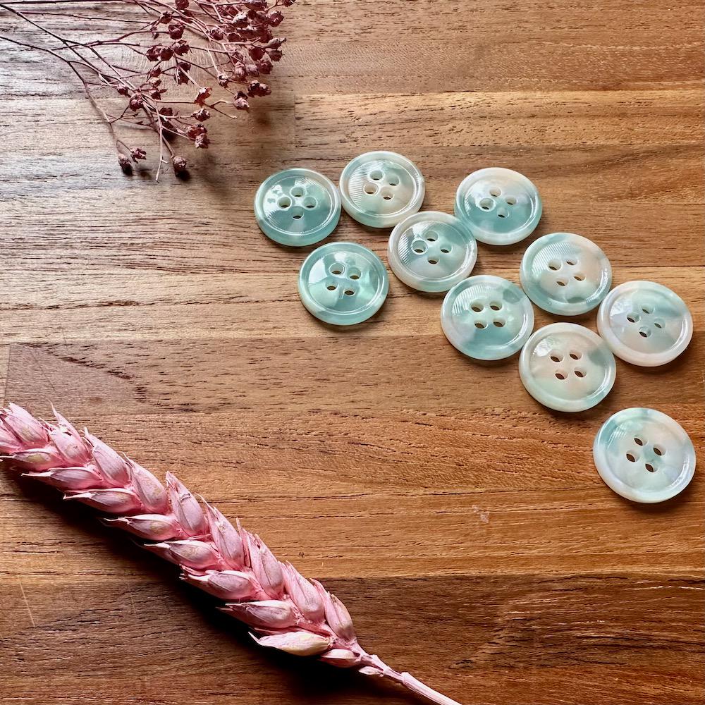 Seafoam Mist button set (17mm Cardigan size)