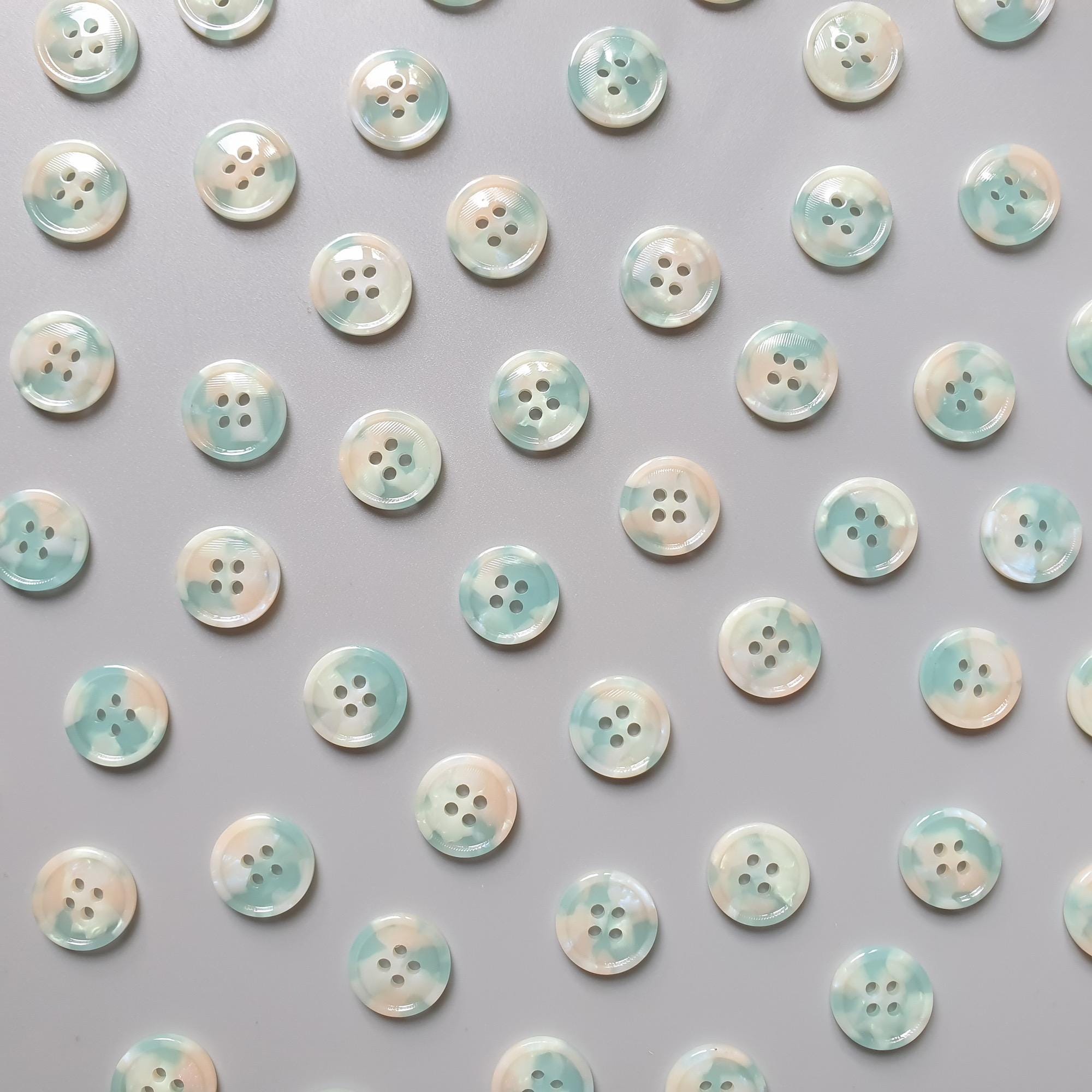 Seafoam Mist button set (17mm Cardigan size)