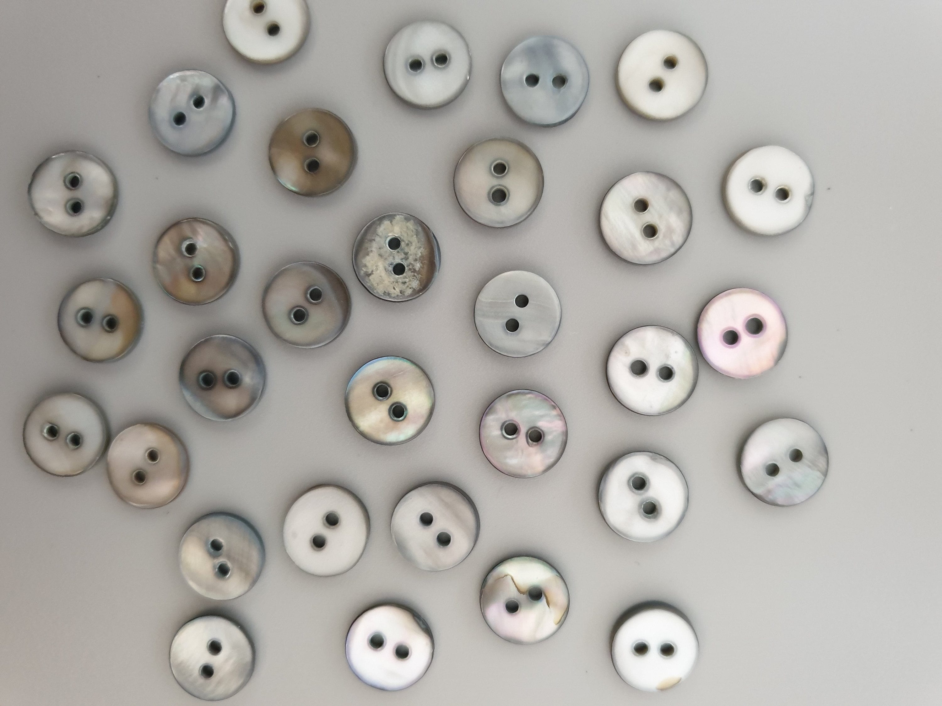 Moon flint button set