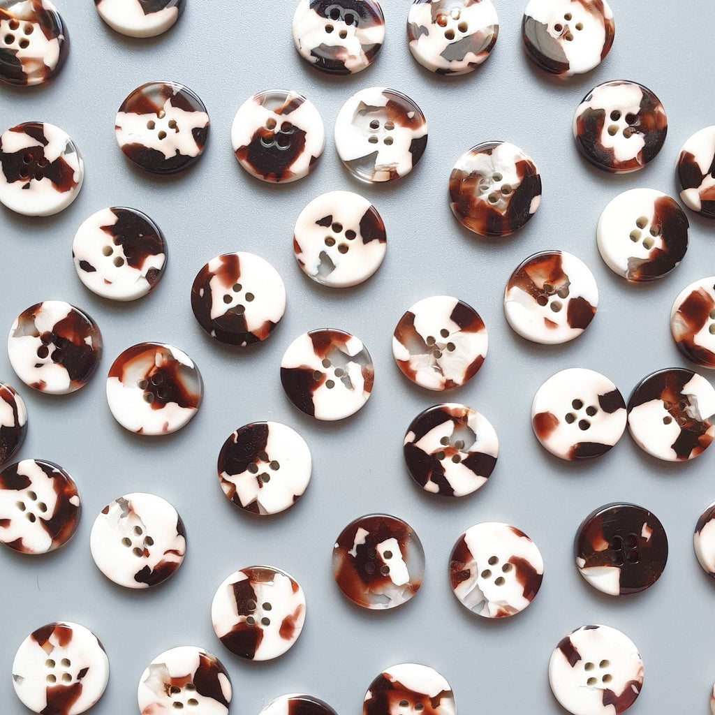 Wuthering button set (15mm shirting size)