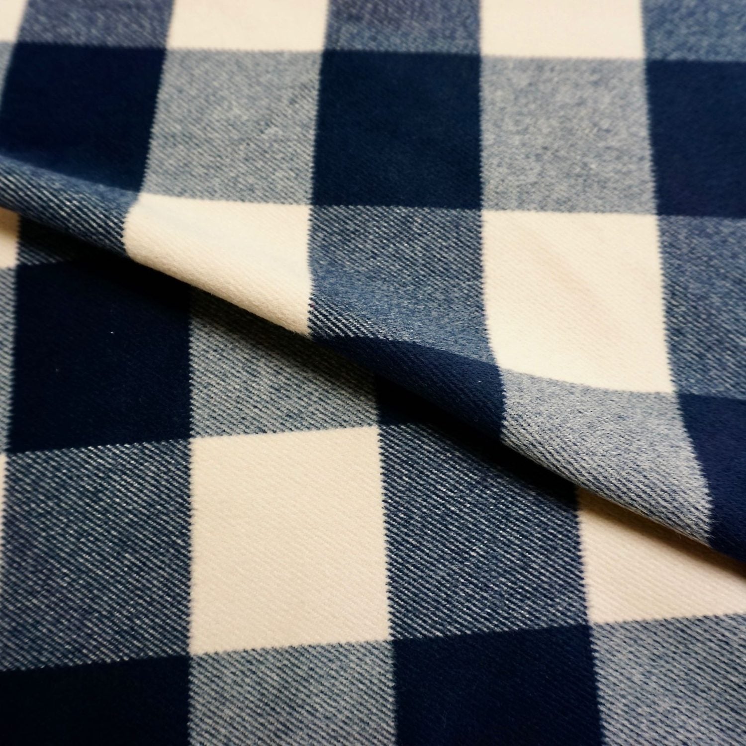 Big check coating navy and cream