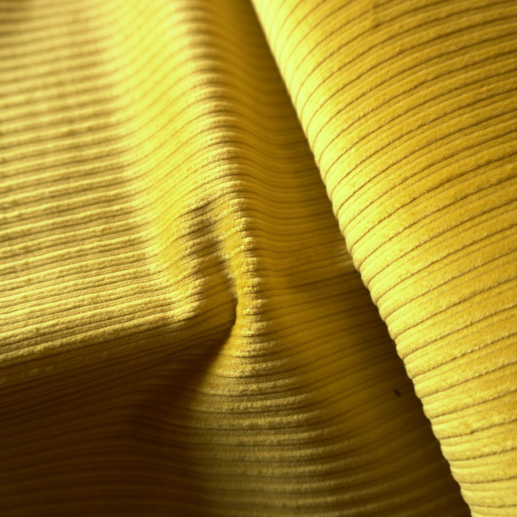 Horizontal Stretchy gap corduroy - Golden Yellow