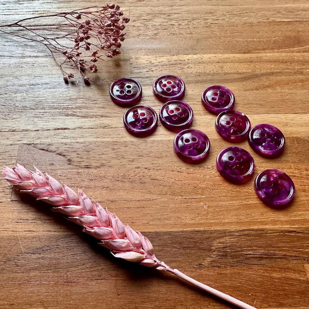 Berry Crush button set (17mm Cardigan size)