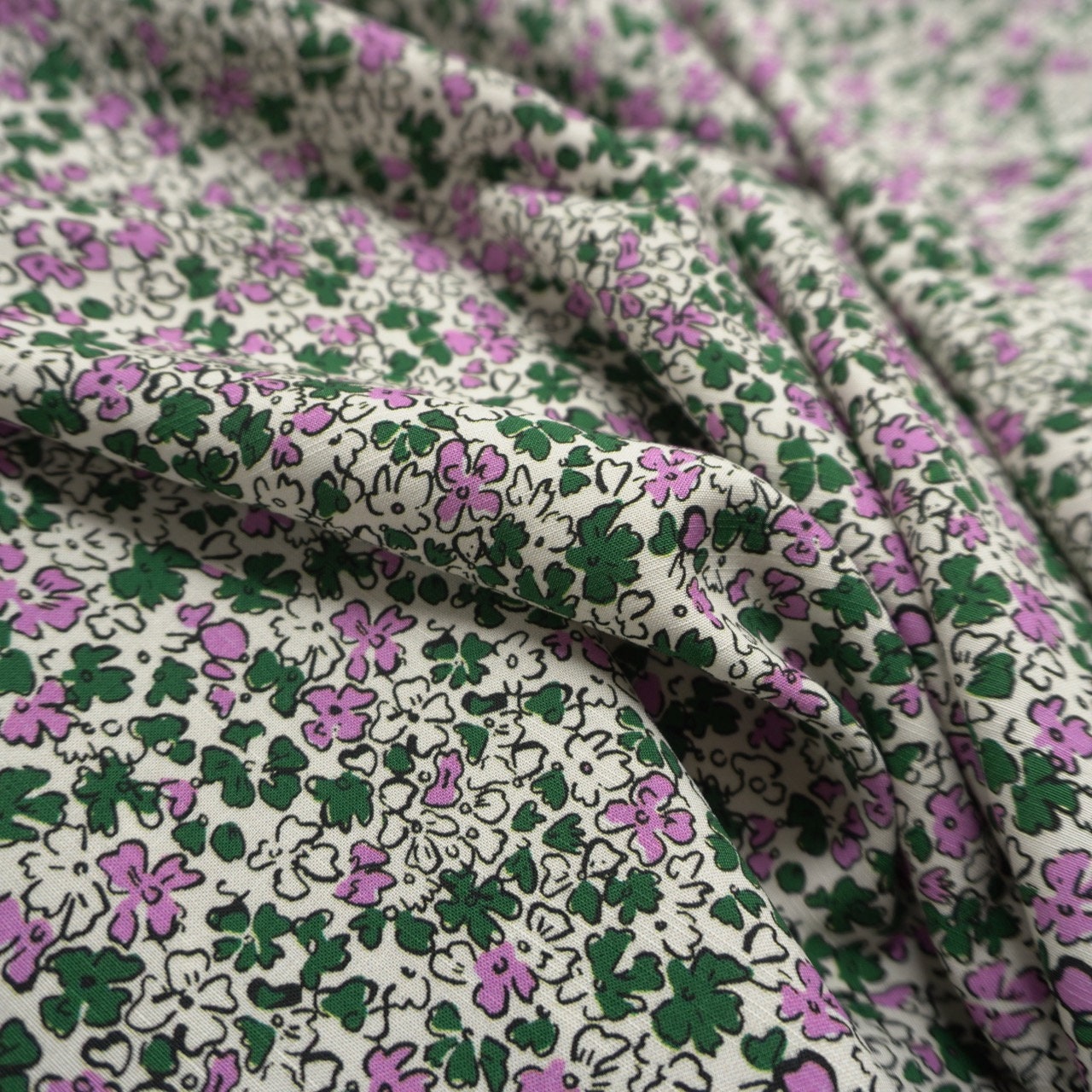 Ditsy floral - Reine Ecovero Slub