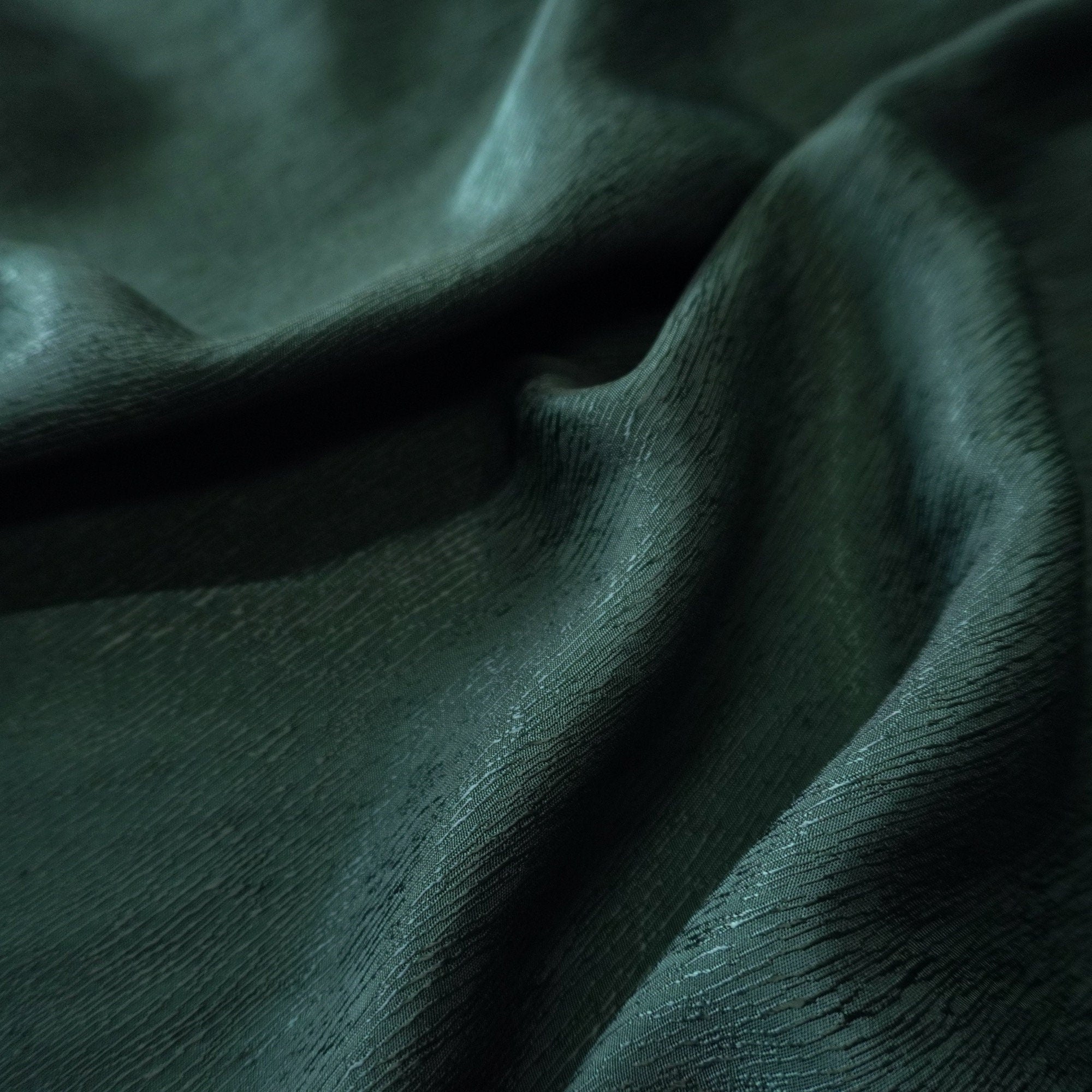 Cupro Tencel bark silk jacquard - midnight verdant