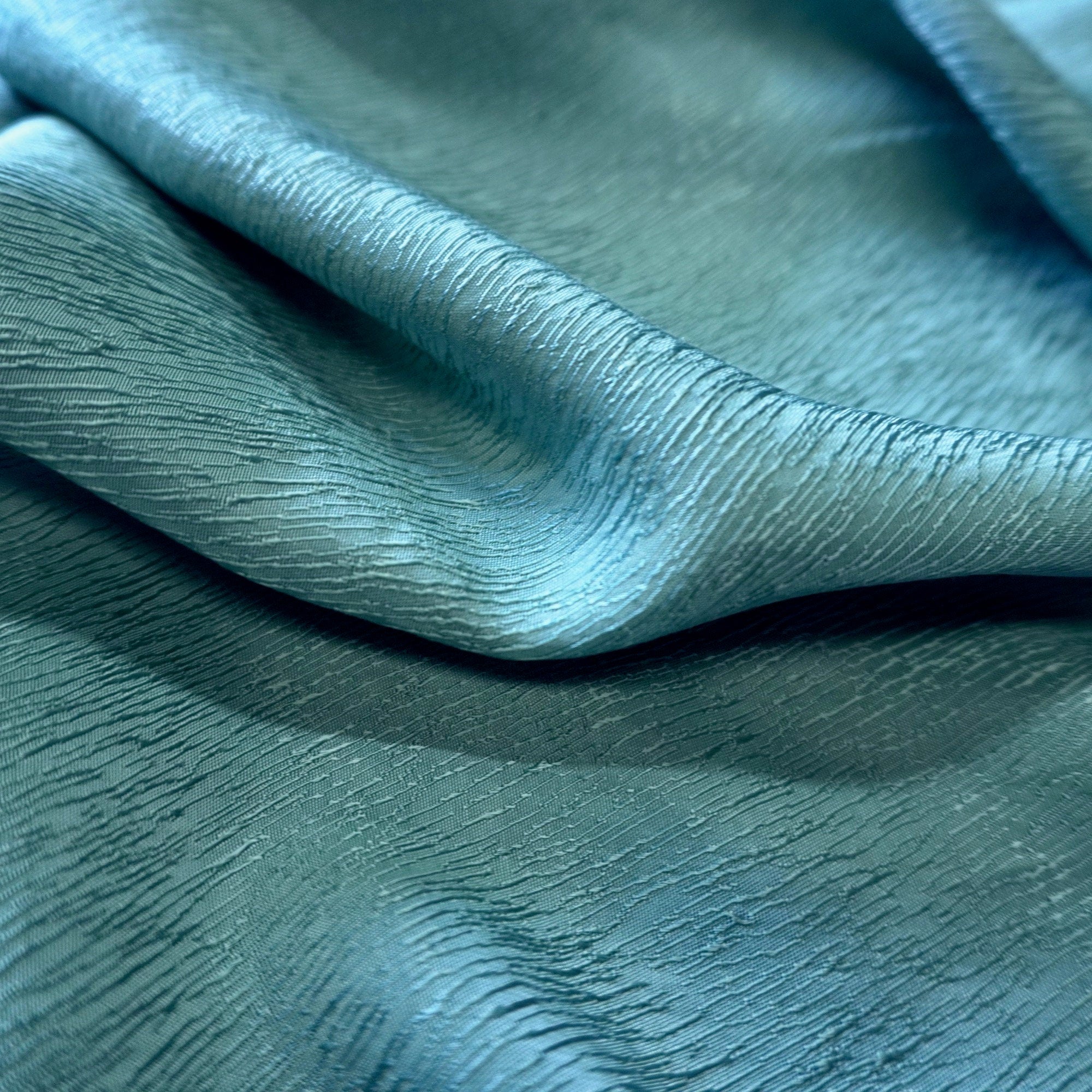 Cupro Tencel bark silk jacquard - blue sea