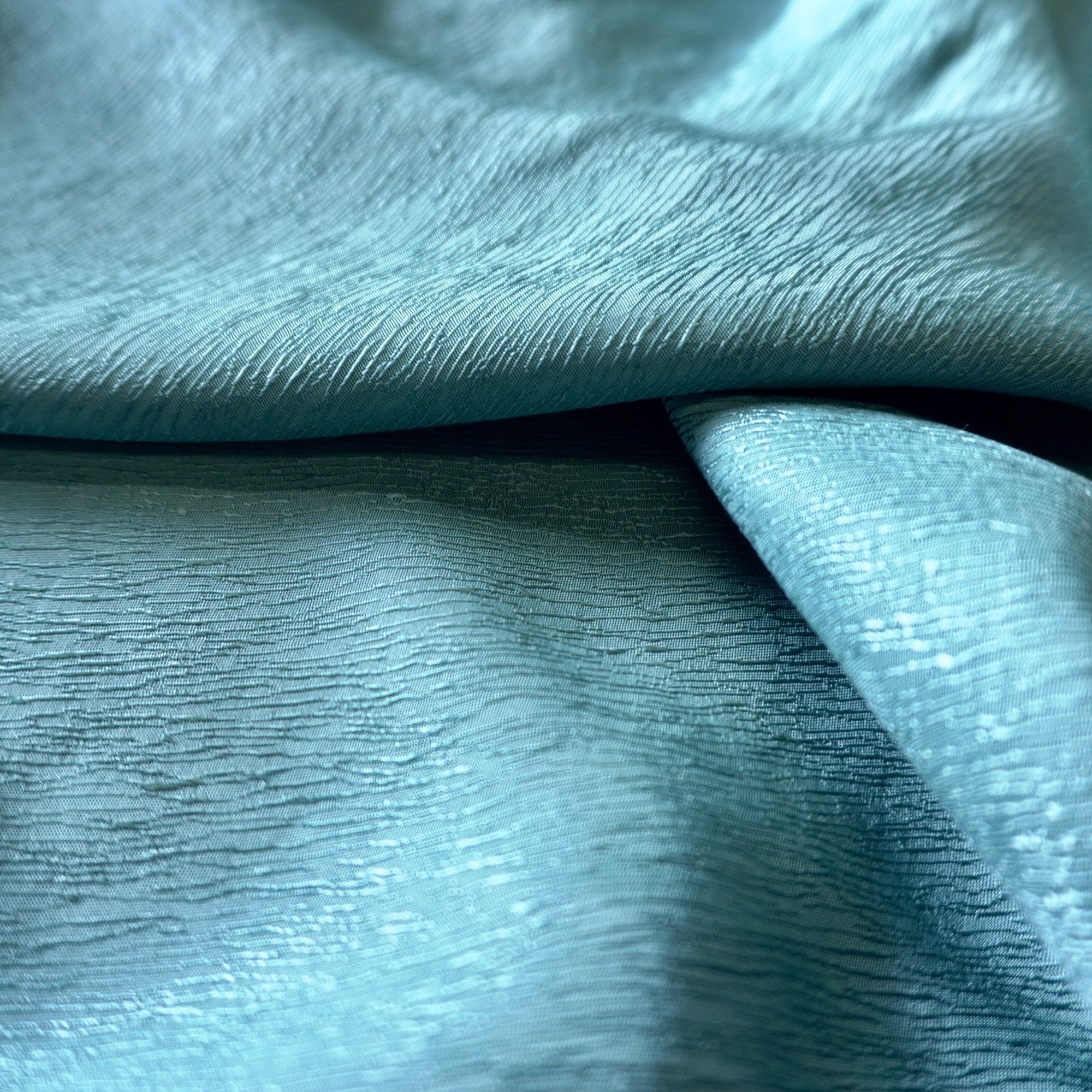 Cupro Tencel bark silk jacquard - blue sea