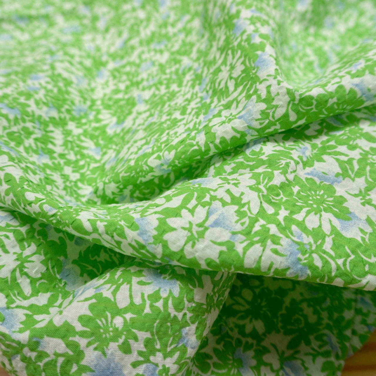 Green lush cotton seersucker