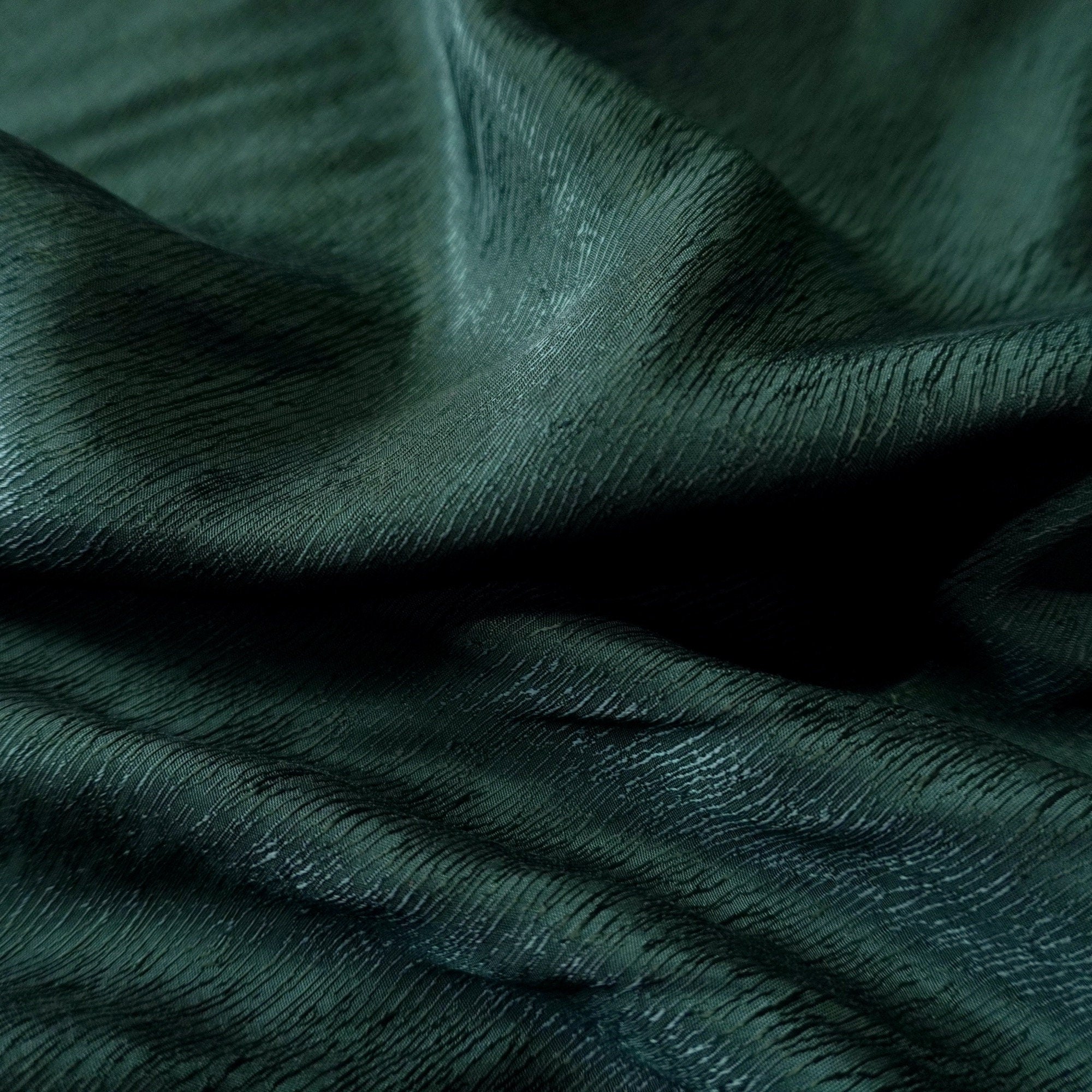 Cupro Tencel bark silk jacquard - midnight verdant