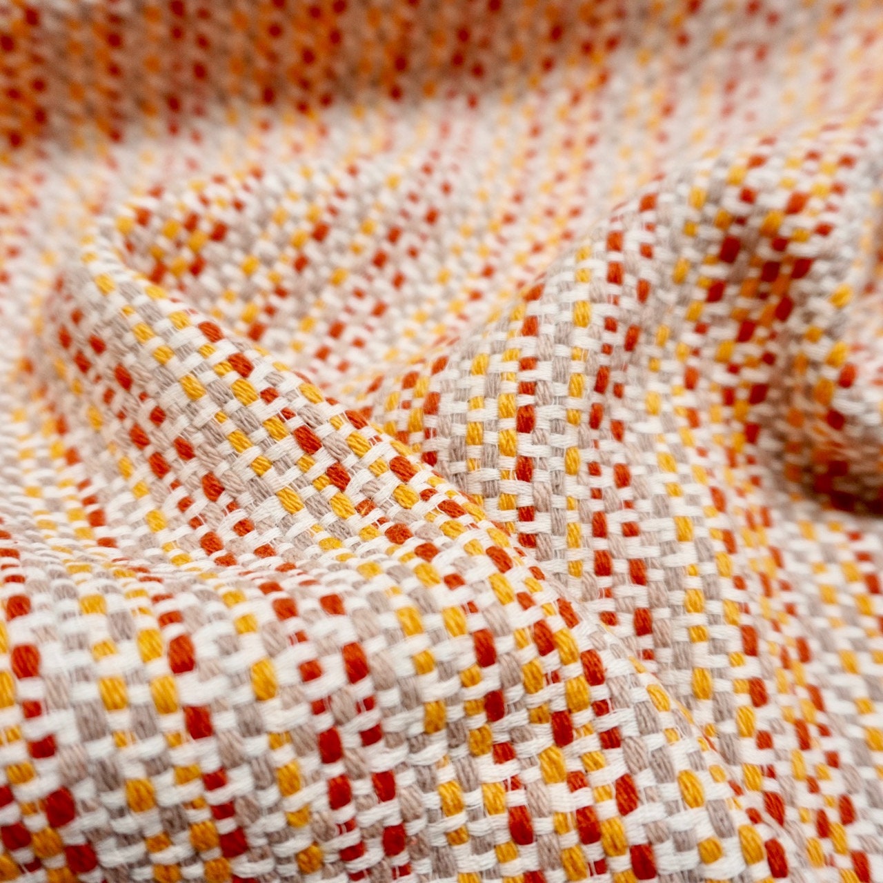 Bold yarn cotton woven fabric
