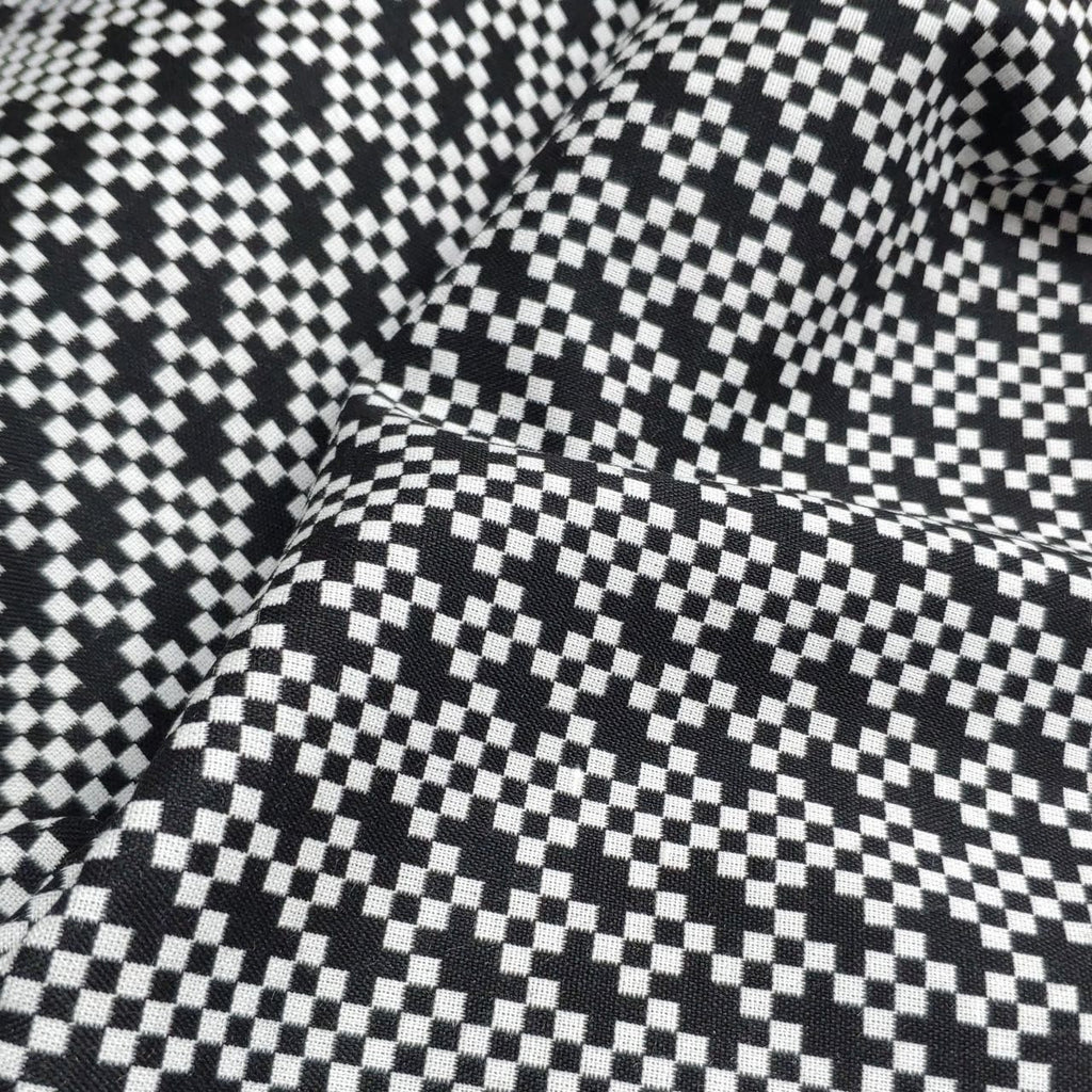 Square dots - yarn dyed stretch fabric