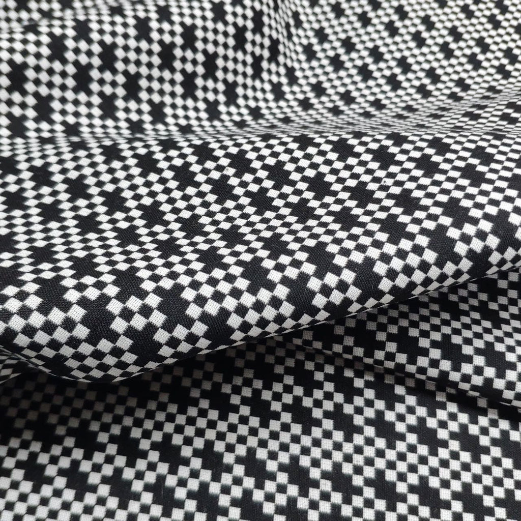 Square dots - yarn dyed stretch fabric