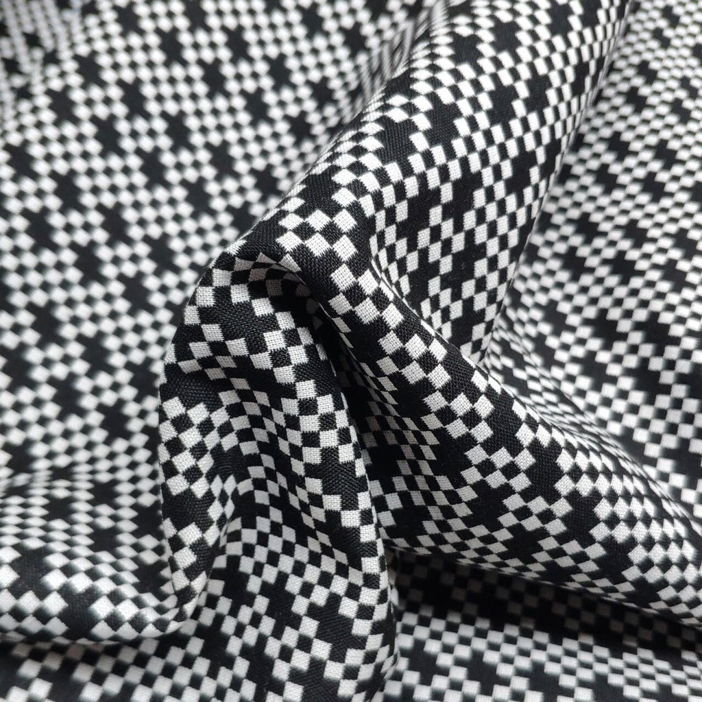 Square dots - yarn dyed stretch fabric