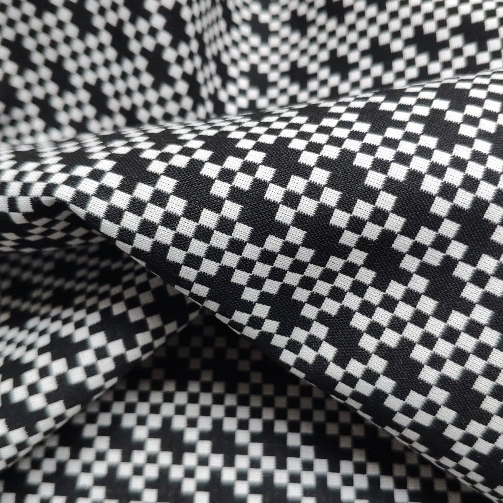 Square dots - yarn dyed stretch fabric