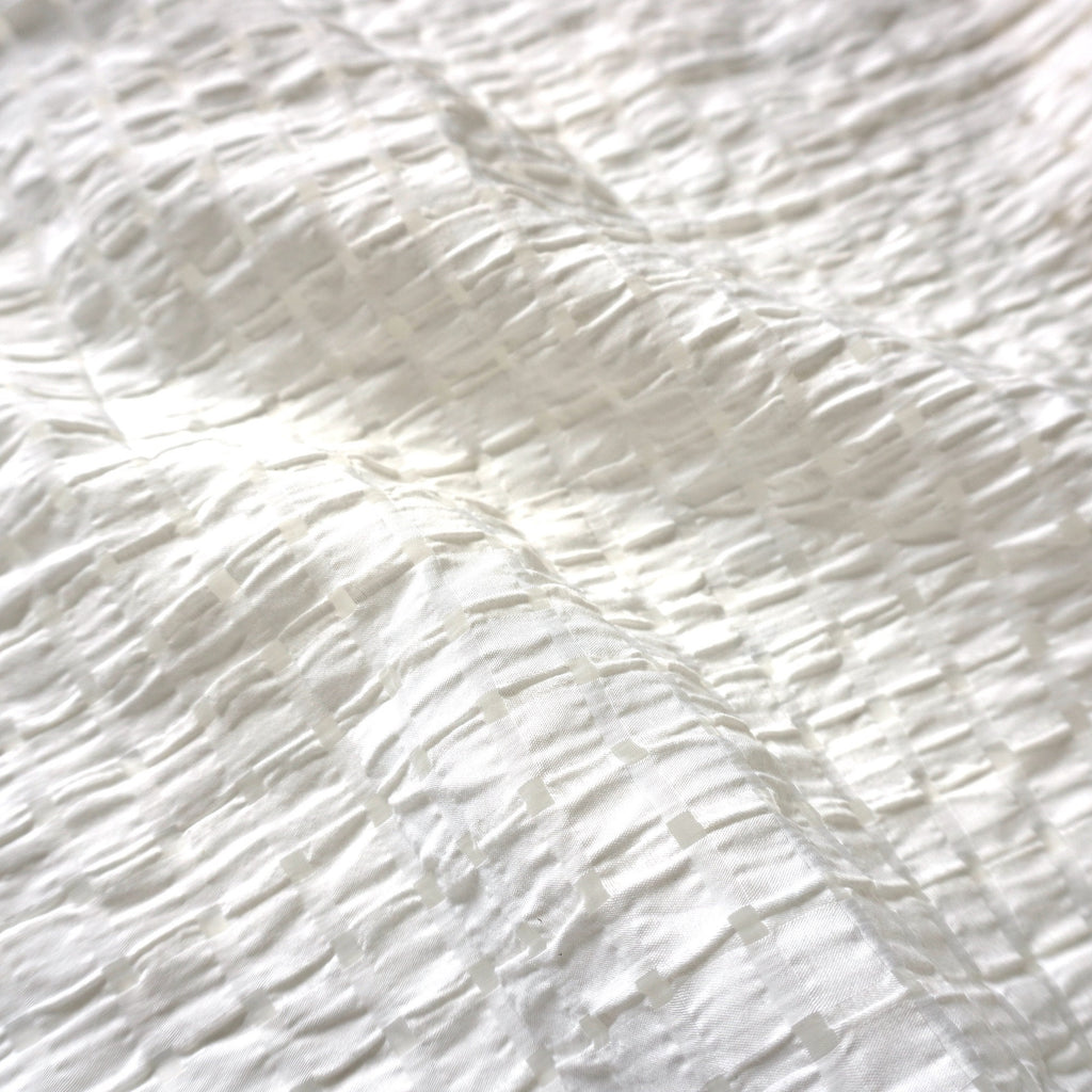 Puckered seersucker Gingham Bubble -Pearl white