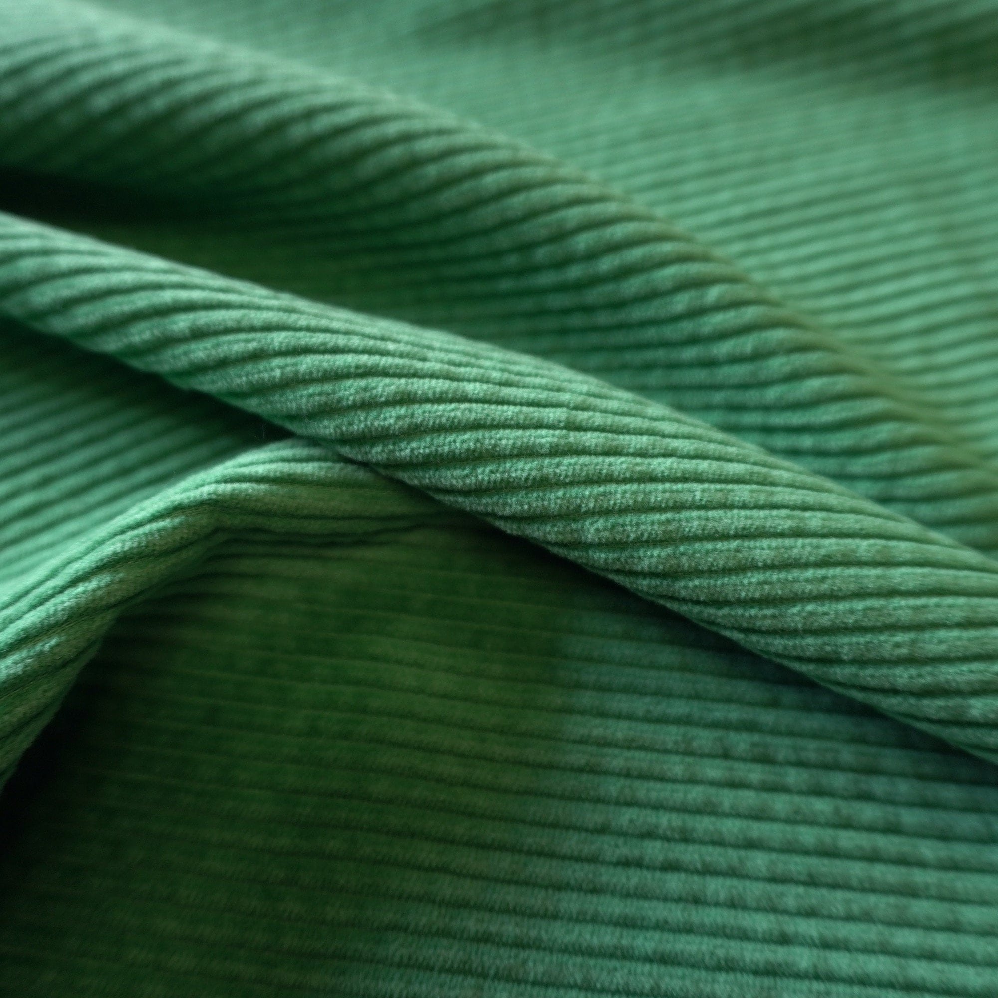 6w Soft Corduroy - Grass Green