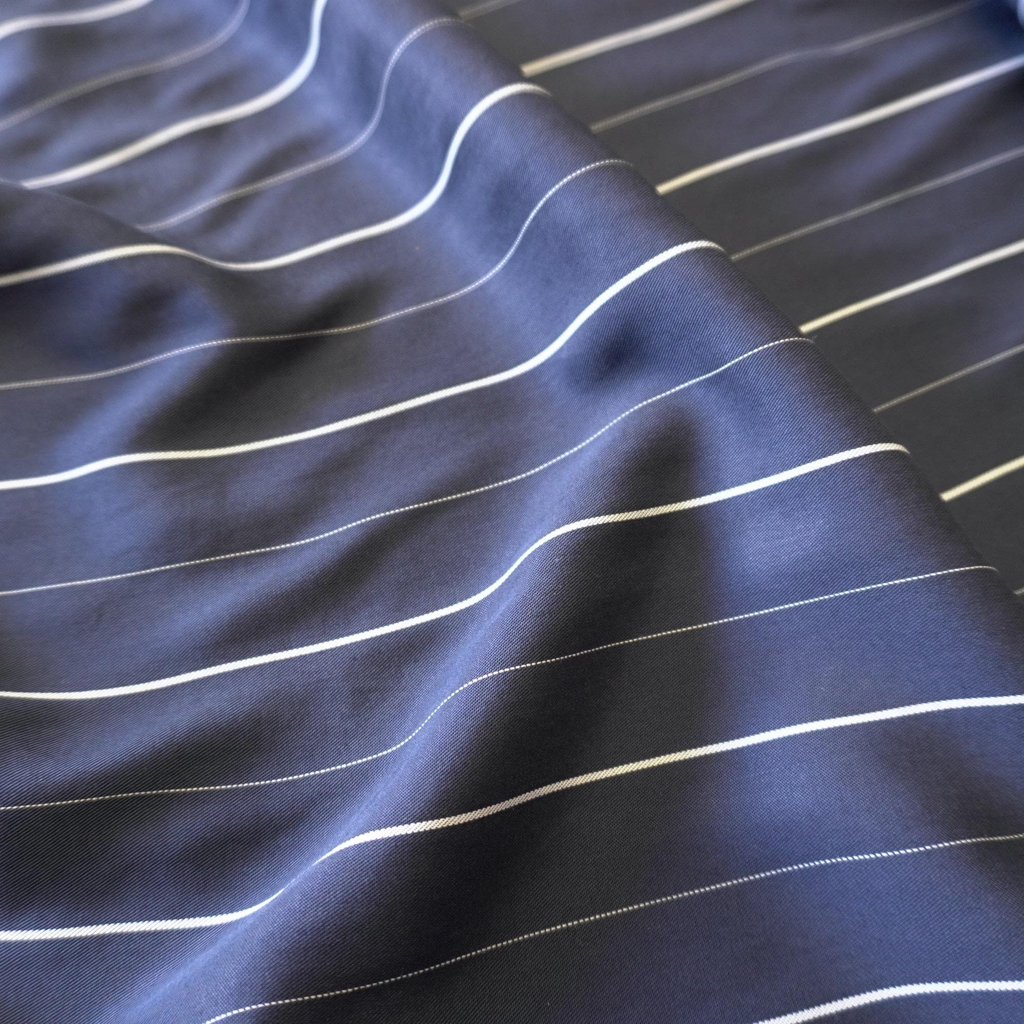 Tencel pin stripe - Navy