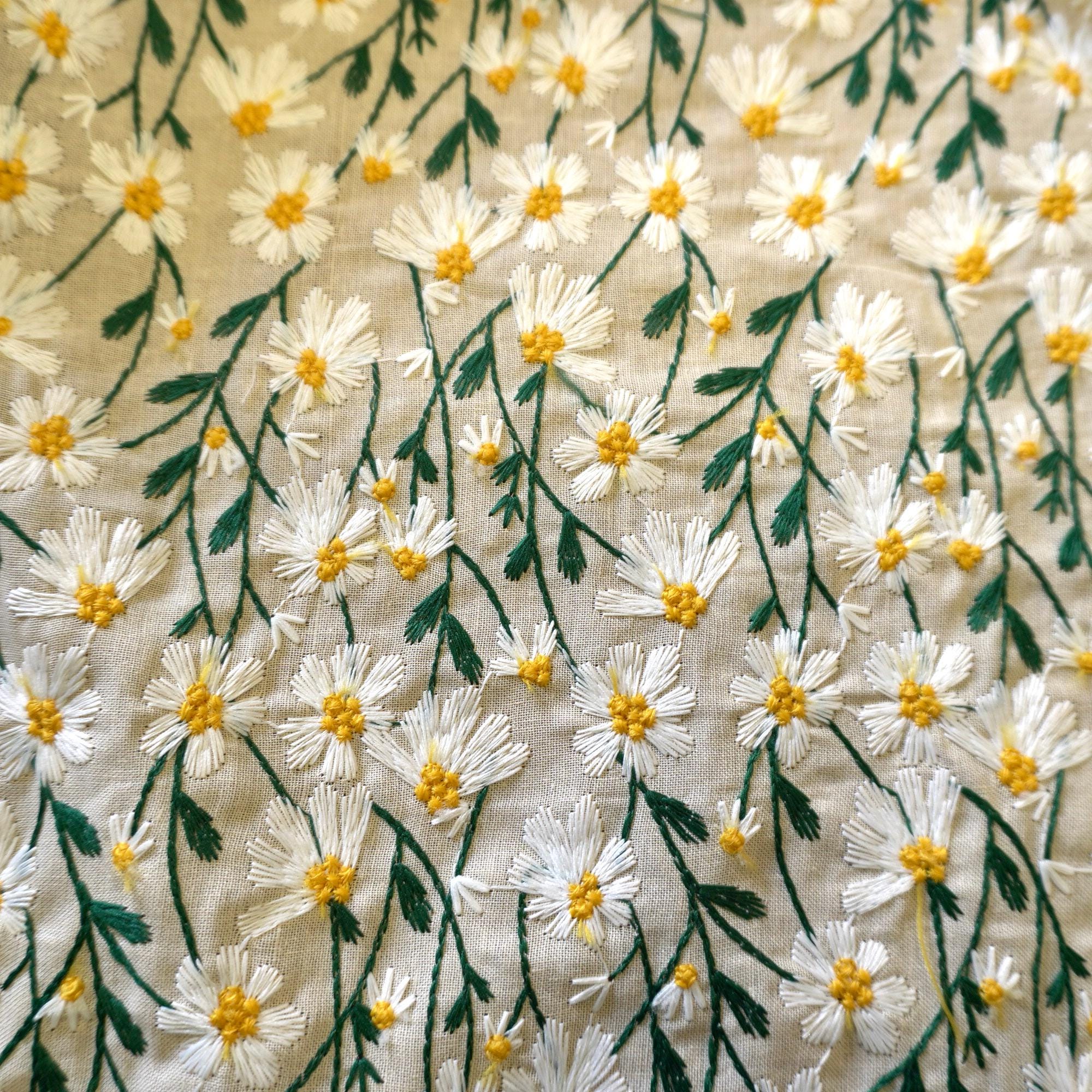 Embroidery White Daisy flower Cotton Linen