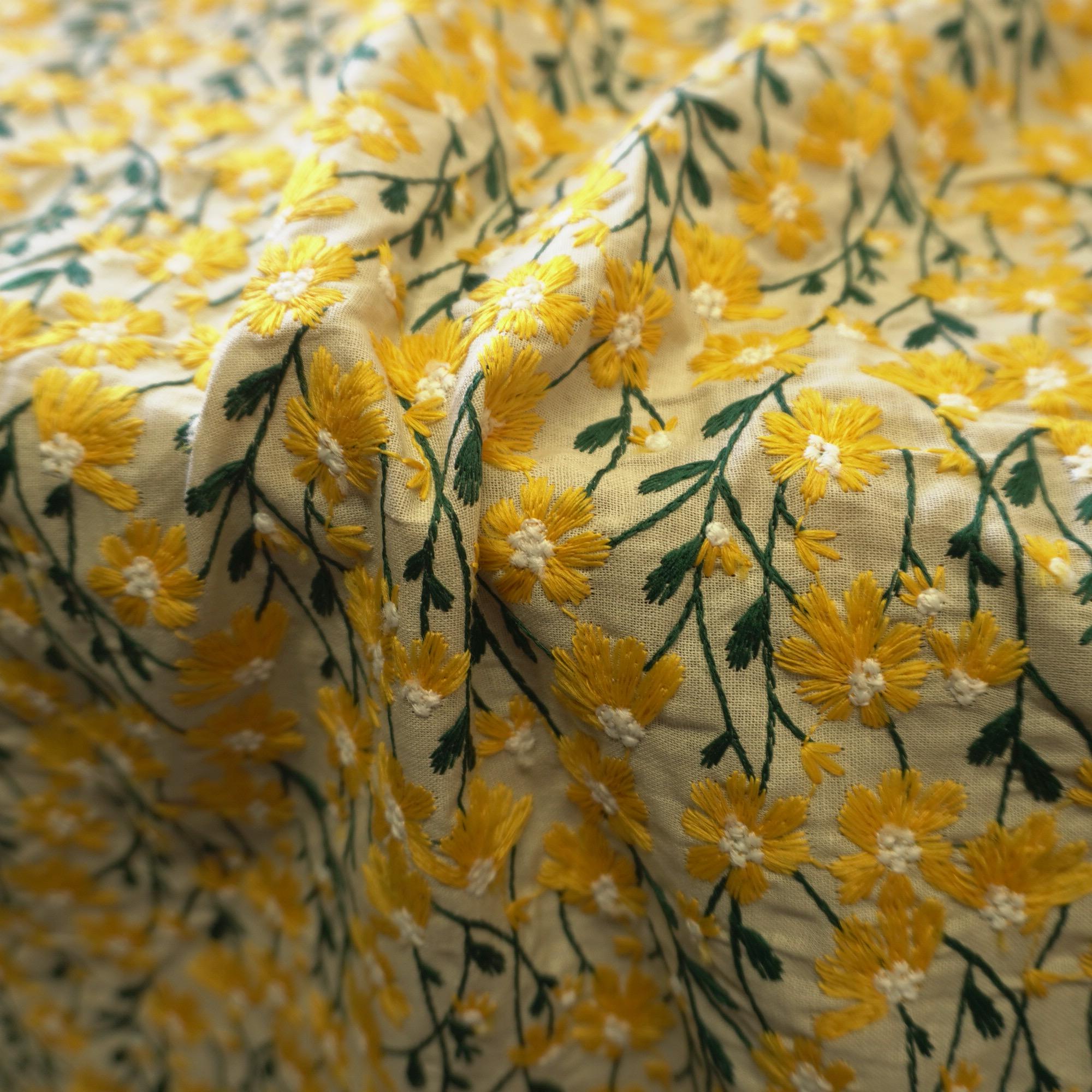 Embroidery Yellow Daisy flower Cotton Linen