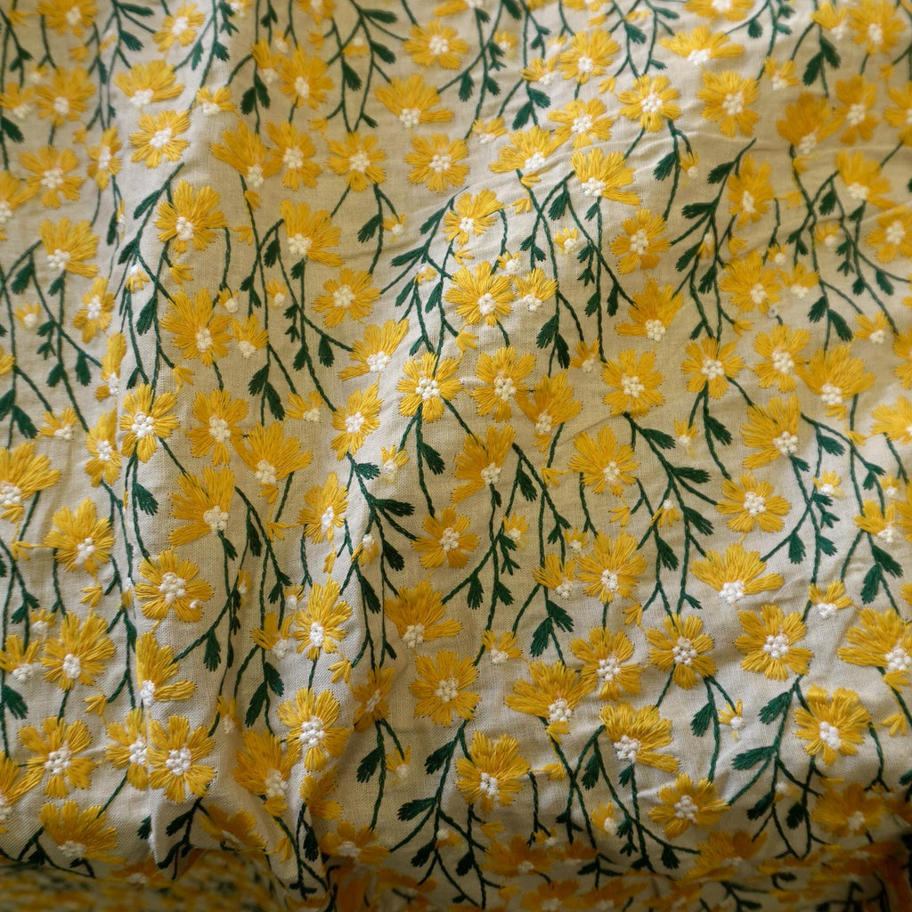 Embroidery Yellow Daisy flower Cotton Linen