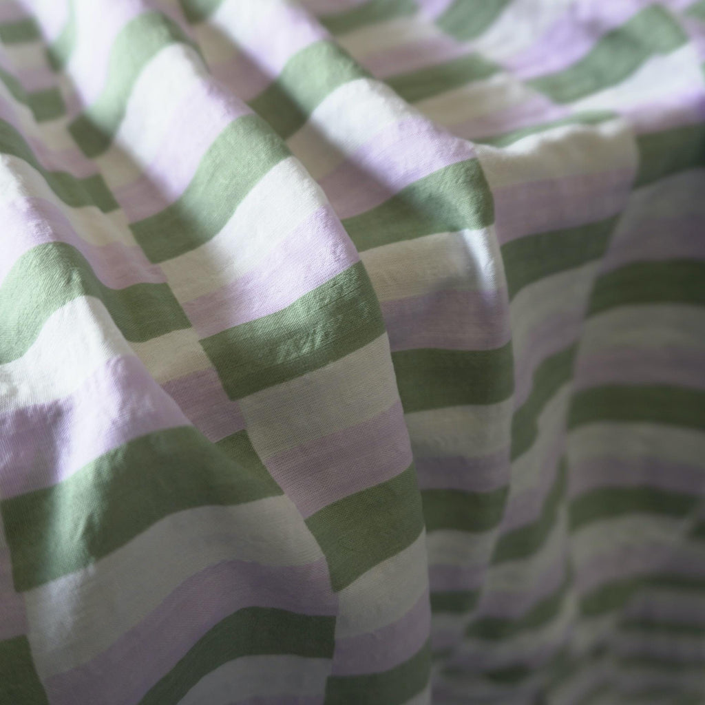 Sage & Lavender Stripe Seersucker – 100% Cotton, 140cm Wide