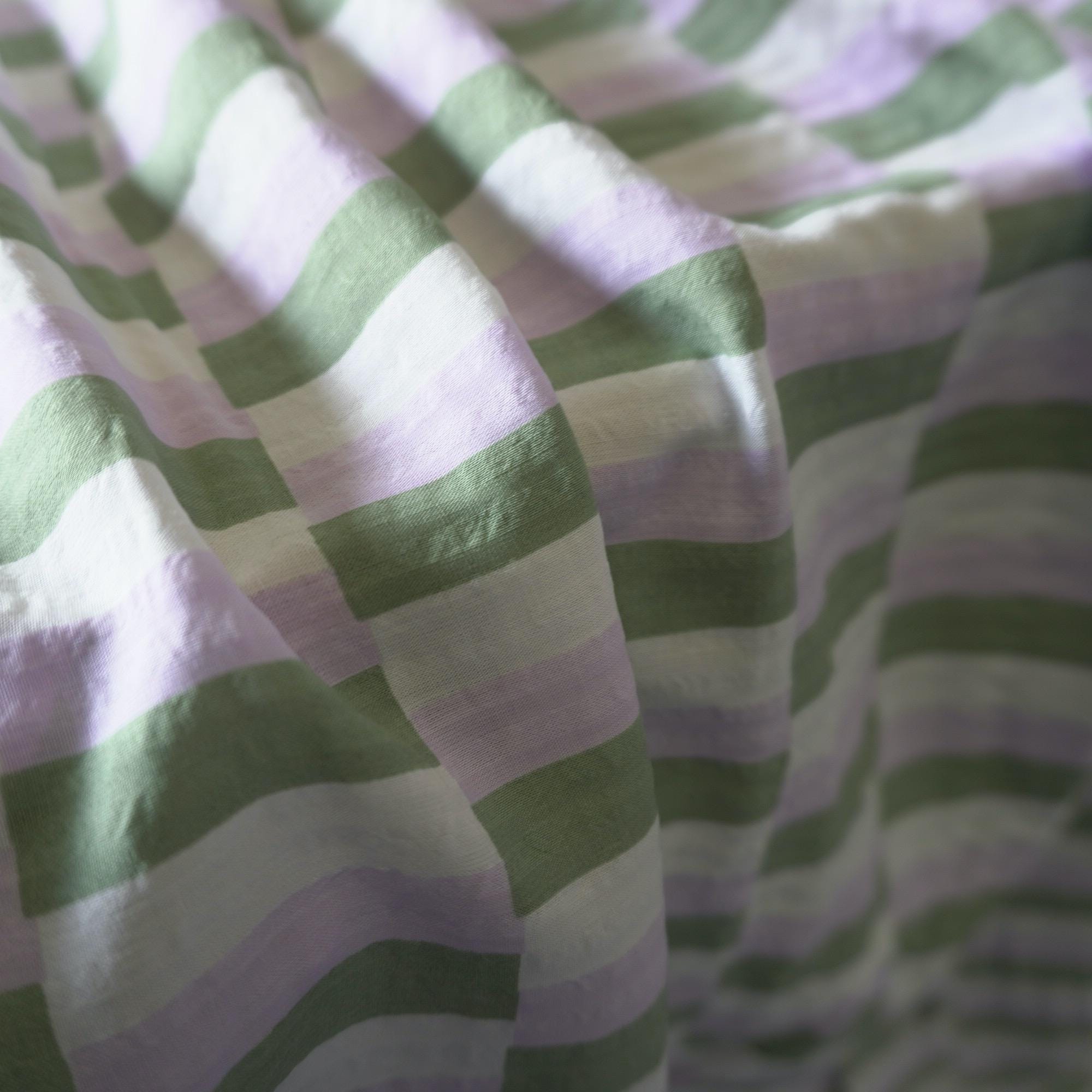 Sage & Lavender Stripe Seersucker – 100% Cotton, 140cm Wide