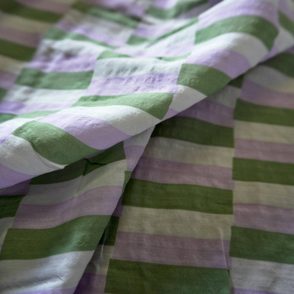 Sage & Lavender Stripe Seersucker – 100% Cotton, 140cm Wide
