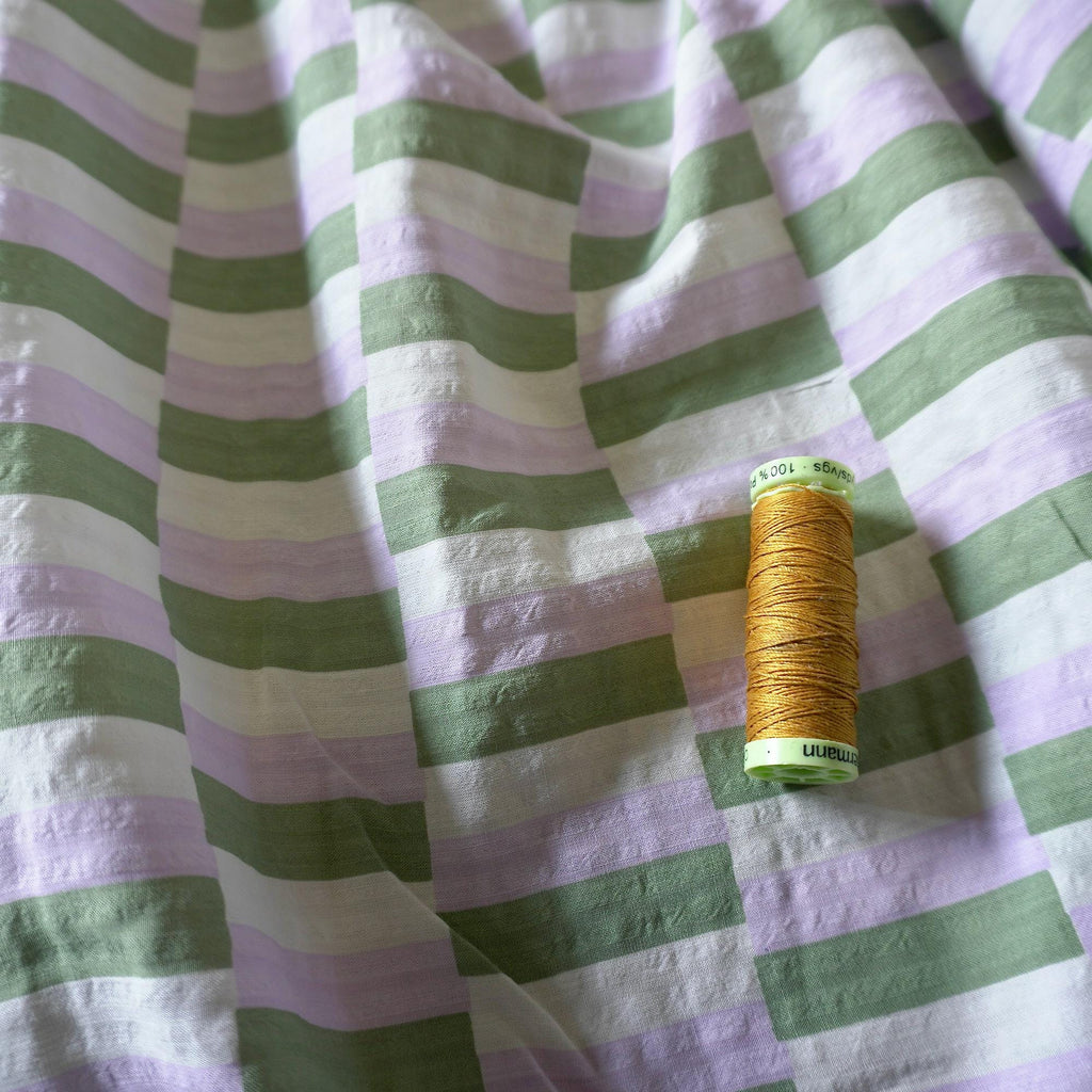 Sage & Lavender Stripe Seersucker – 100% Cotton, 140cm Wide