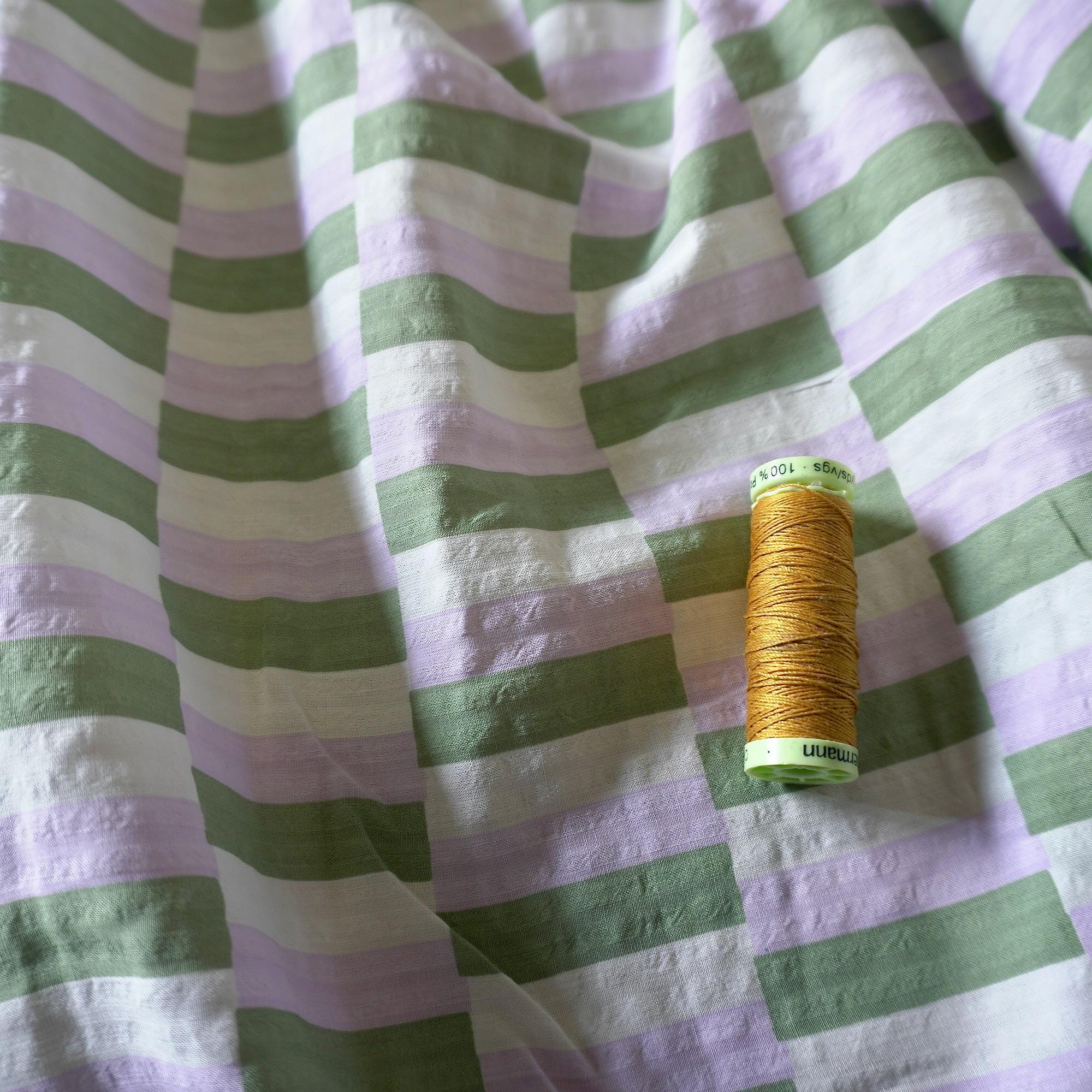 Sage & Lavender Stripe Seersucker – 100% Cotton, 140cm Wide