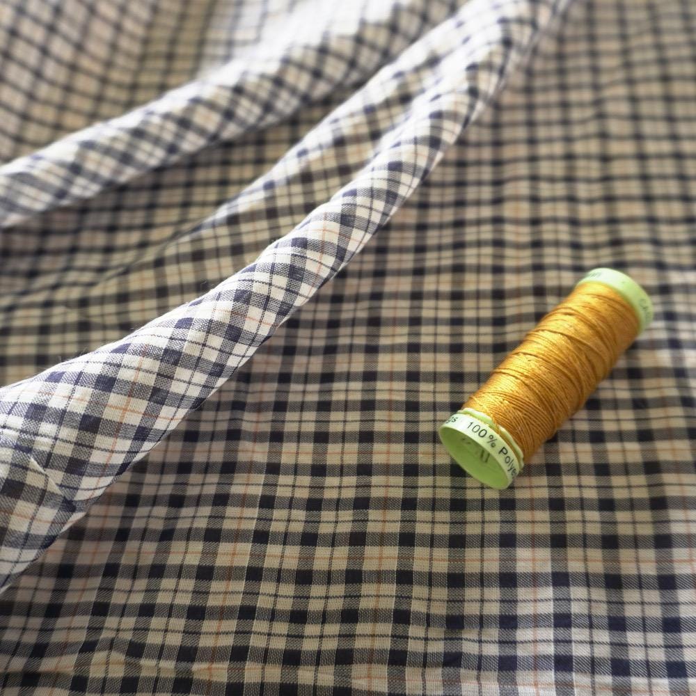 Classic Lightweight Cotton Gingham – Navy