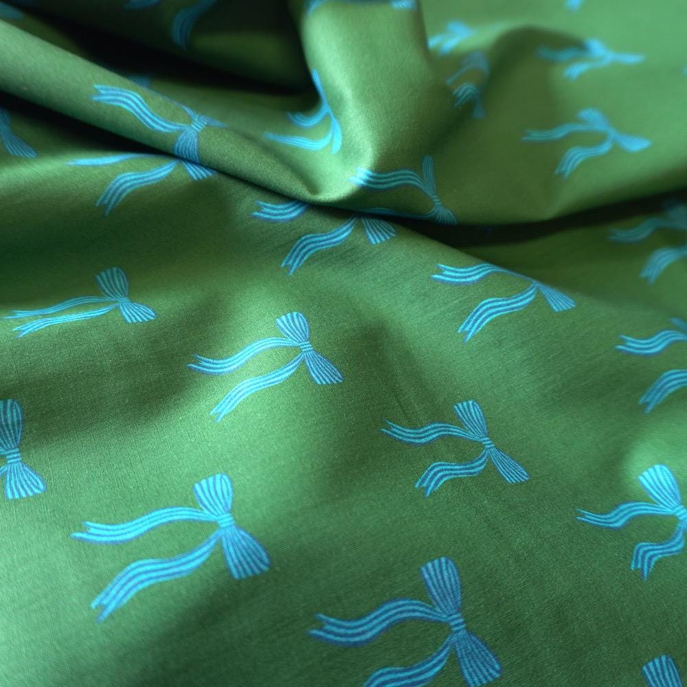 ADORN YOU - Leaf - Lightweight Cotton Lawn - Hey Sew Sister