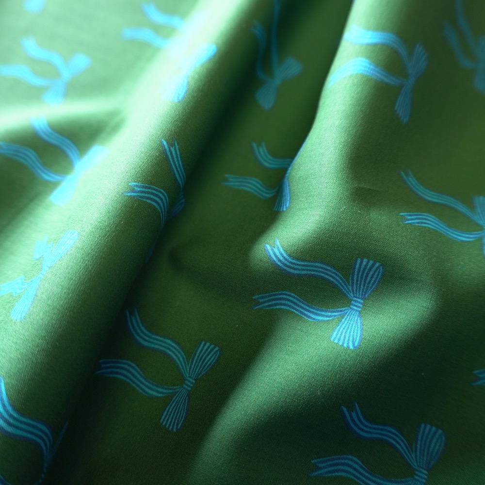 ADORN YOU - Leaf - Lightweight Cotton Lawn - Hey Sew Sister