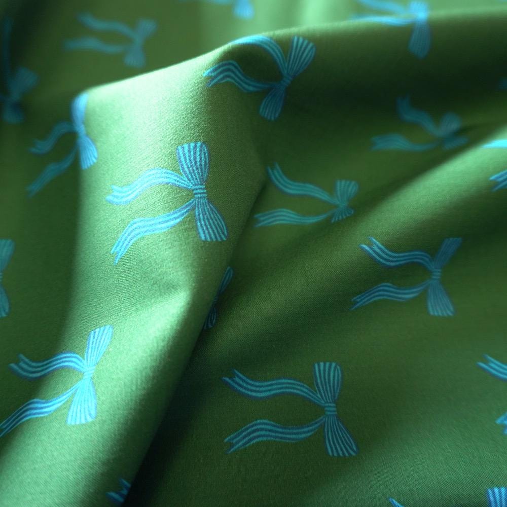 ADORN YOU - Leaf - Lightweight Cotton Lawn - Hey Sew Sister