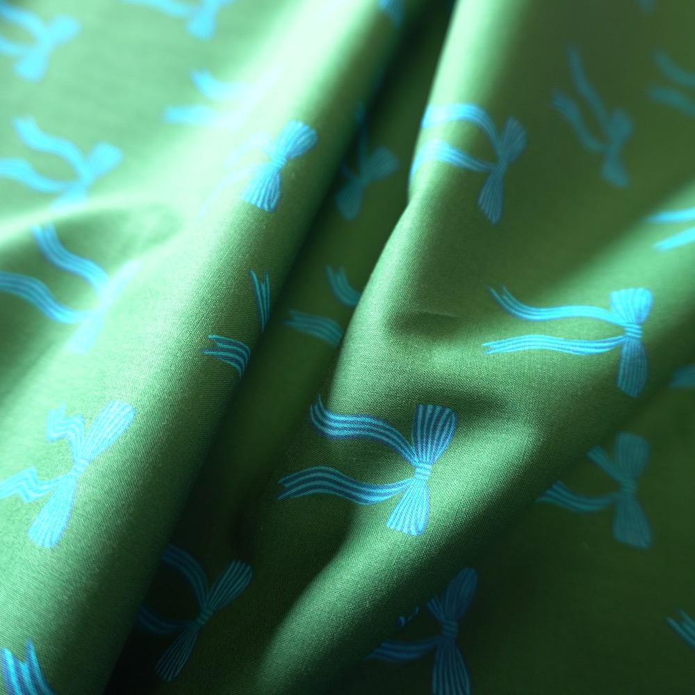 ADORN YOU - Leaf - Lightweight Cotton Lawn - Hey Sew Sister