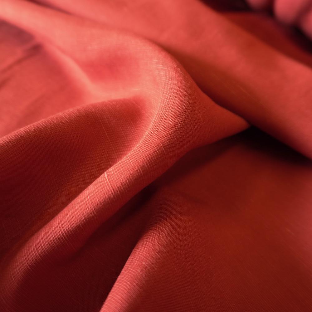 Sand washed Tencel linen - Ruby Red