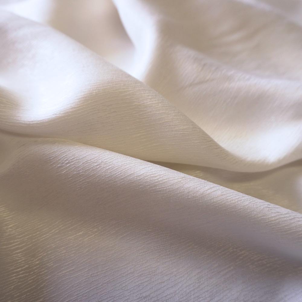 Cupro Tencel bark silk jacquard - ivory white