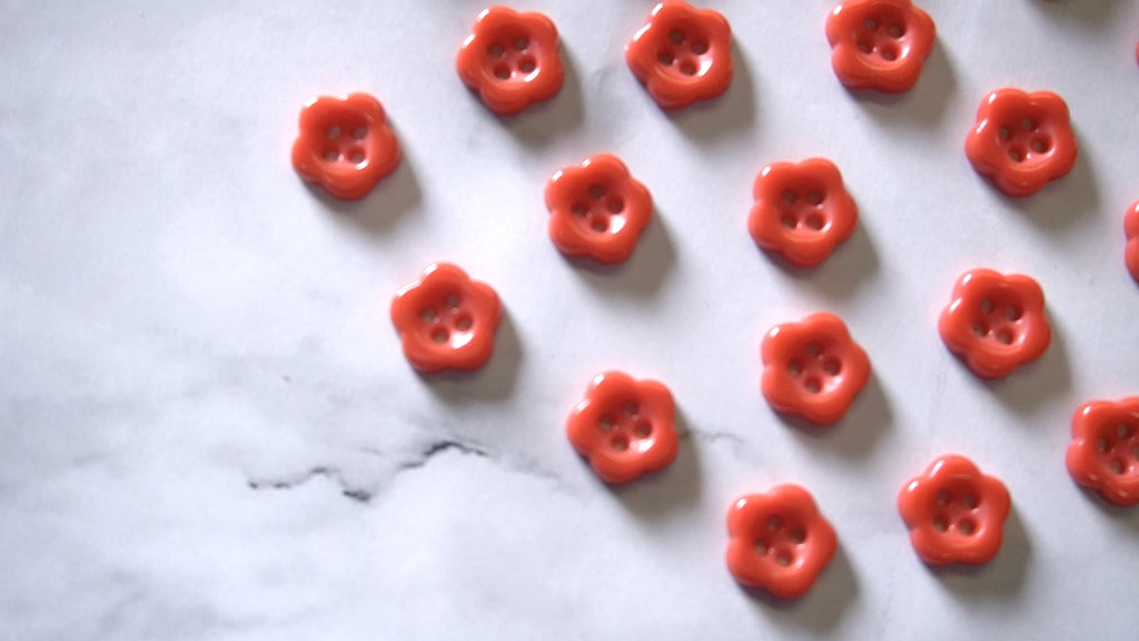 Sanded Ceramic Flower Button Set (13mm shirting size)